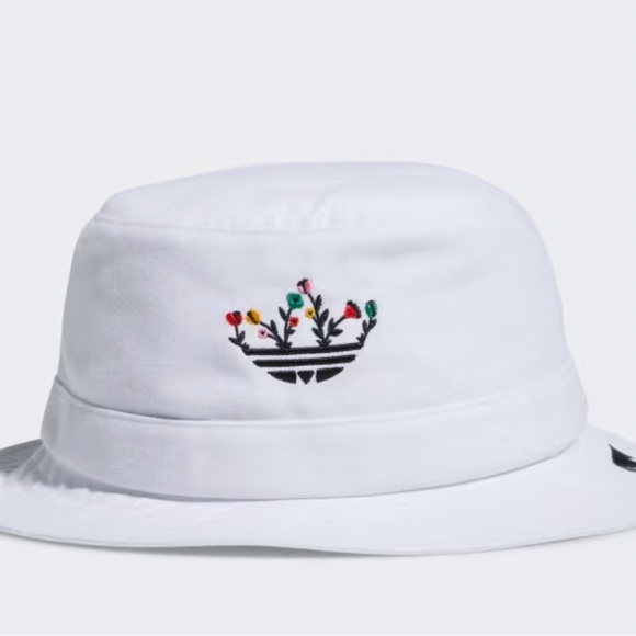NWT ADIDAS FLORAL TREFOIL BUCKET HAT - Picture 1 of 7
